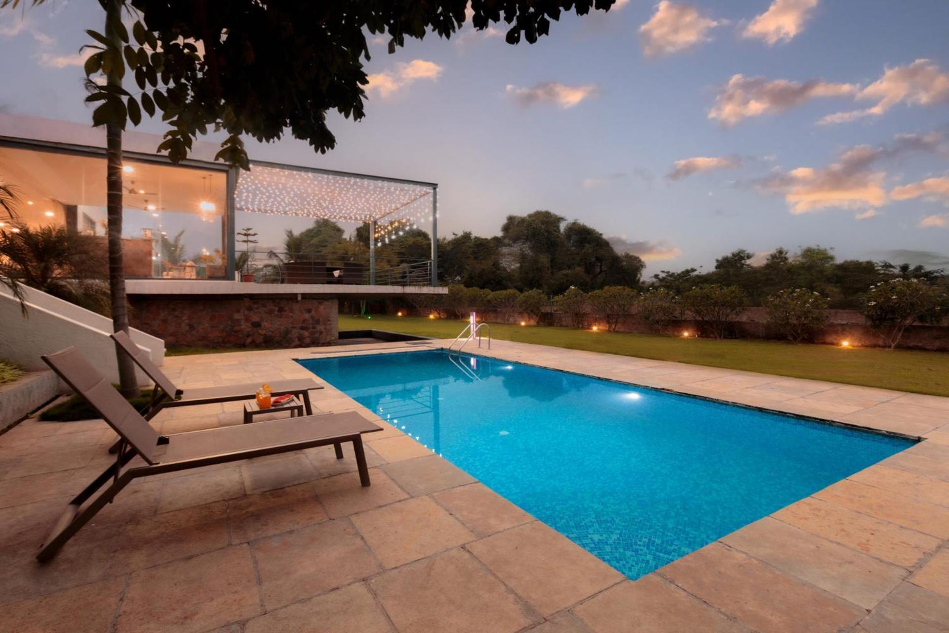 Open House By Stayvista - Nestled In Nature, Featuring A Swimming Pool & Expansive Lawn For A Serene Retreat Shikrapur Exteriör bild