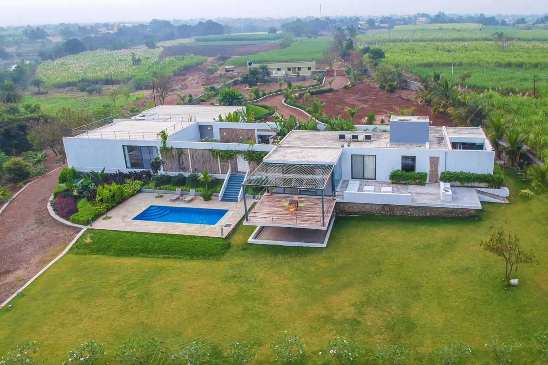Open House By Stayvista - Nestled In Nature, Featuring A Swimming Pool & Expansive Lawn For A Serene Retreat Shikrapur Exteriör bild